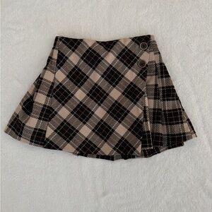 Zara Kids Black and Cream Plaid Skirt